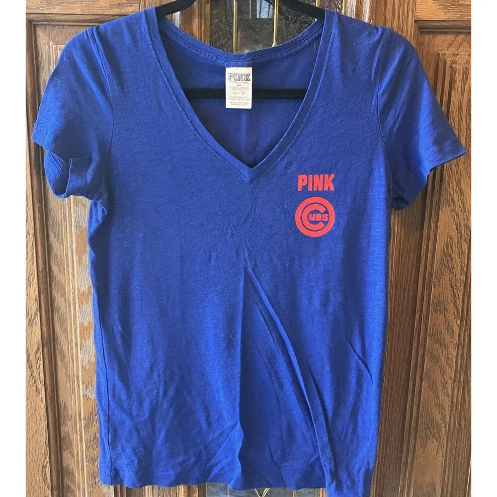 Pink Victoria's Secret Chicago Cubs V Neck T Shirt Blue Women's Size XS EUC